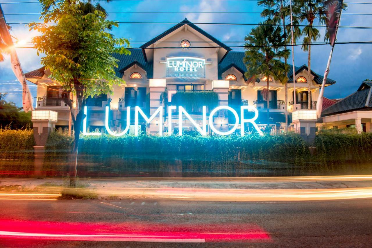 Luminor Hotel Jember By Wh Exterior foto